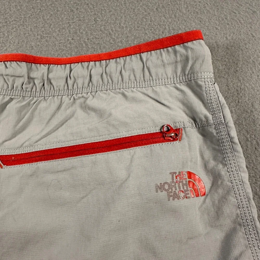 The North Face Mens Class V Pull-On Shorts Grey Orange Hiking Nylon L TCV4